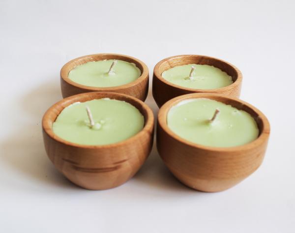 Spine wood scented candle votives